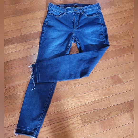 NYDJ Denim - NYDJ Ami Skinny 8 raw hem